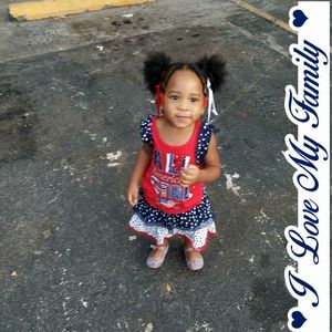 Meet your Posher, Ebony